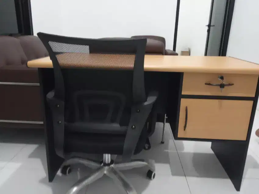 (COD GRATIS ONGKIR PASANG BOGOR) MEJA KANTOR KERJA TEBAL + KURSI