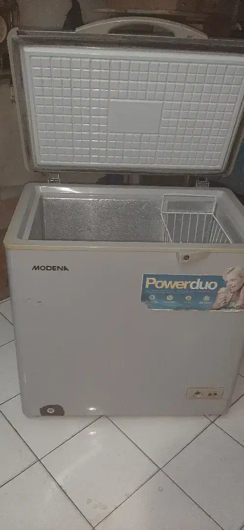Freezer 50cm x 80cm.