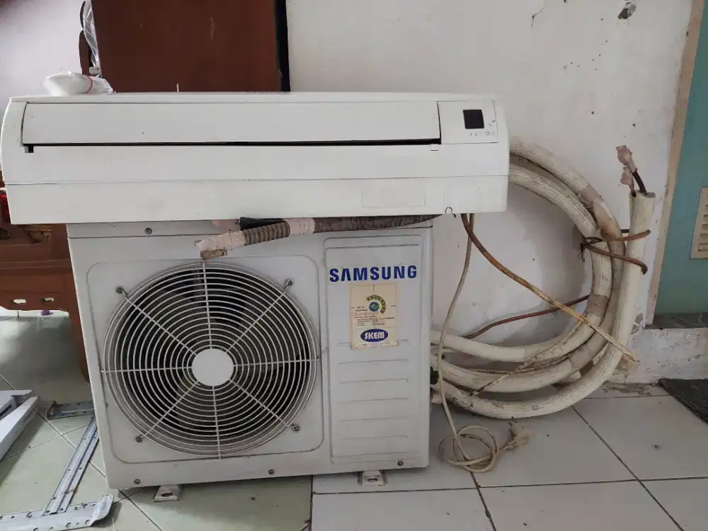 AC 1 PK. Samsung split AR09KRFLAWKN