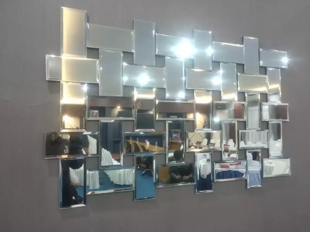 Cermin Bevel molding