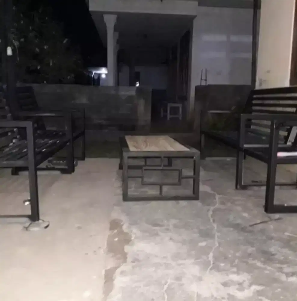 Kursi besi dan meja full besi