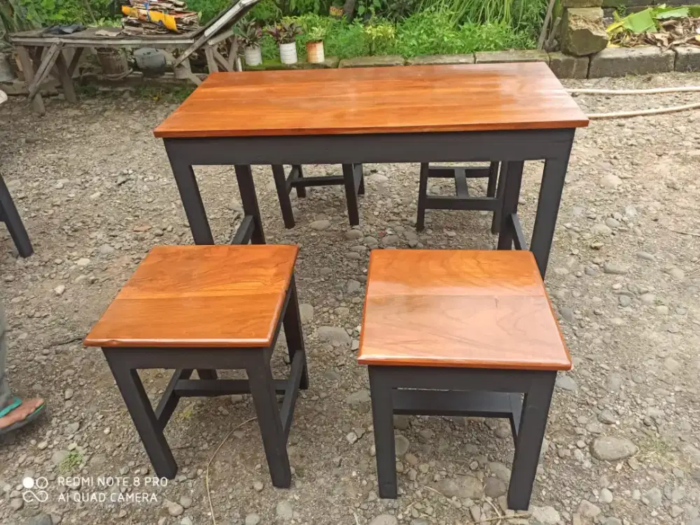 Meja kursi cafe murah
