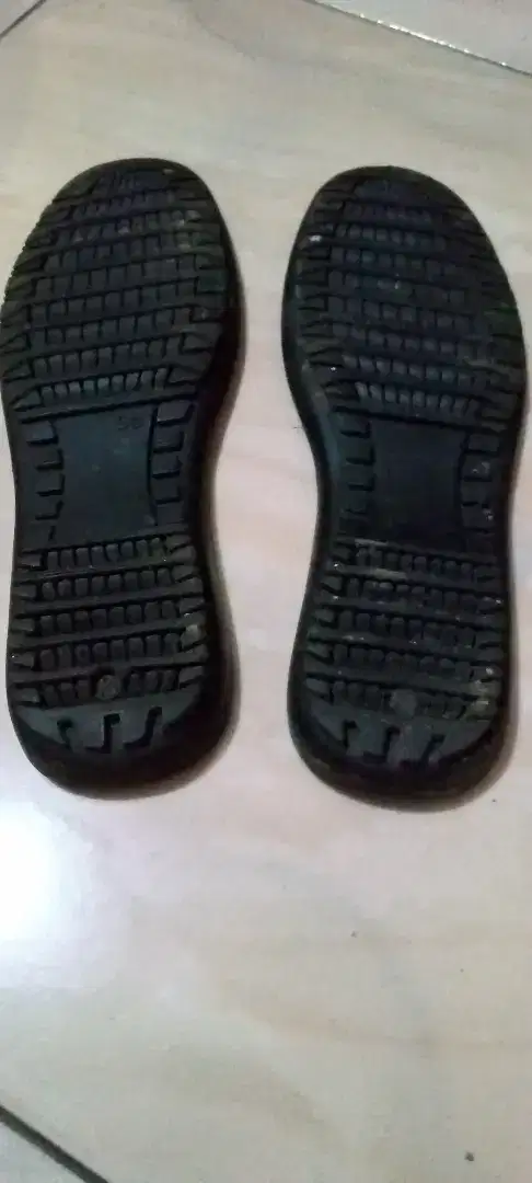 Outsole sepatu, alas sepatu