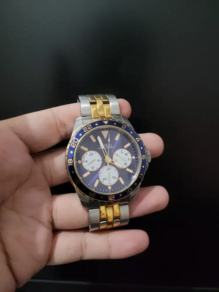 Jam Tangan Pria Guess W1107G3