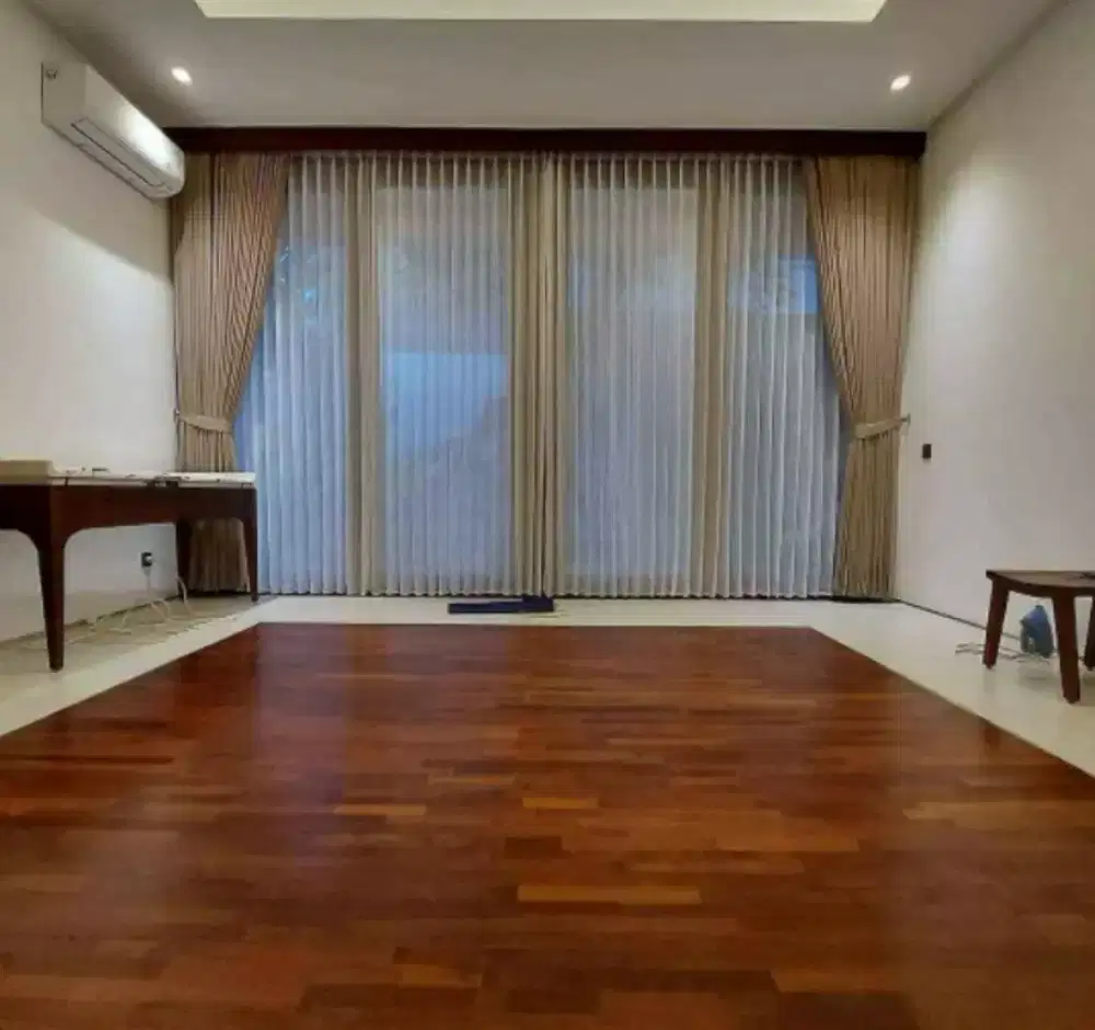 Pemanis jendela gorden kantor gordyn minimalis