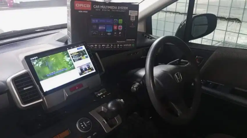 Pemasangan head unit android orca 10 inc di honda Freed ram 4/128