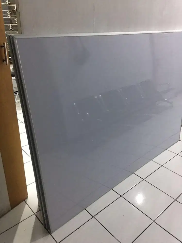 Papan tulis ukuran 120X180