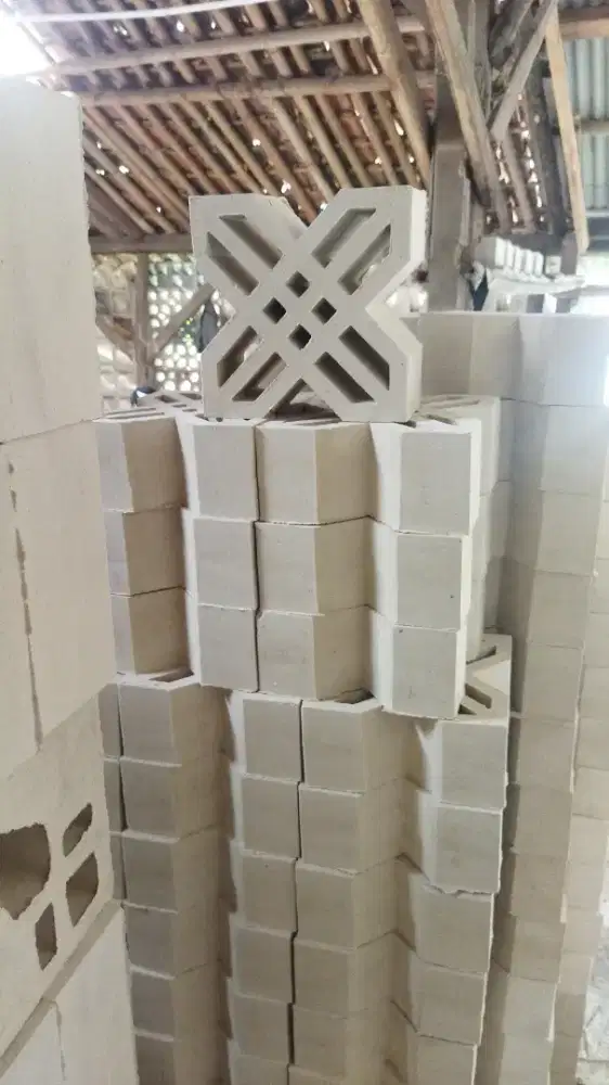 Roster beton minimalis