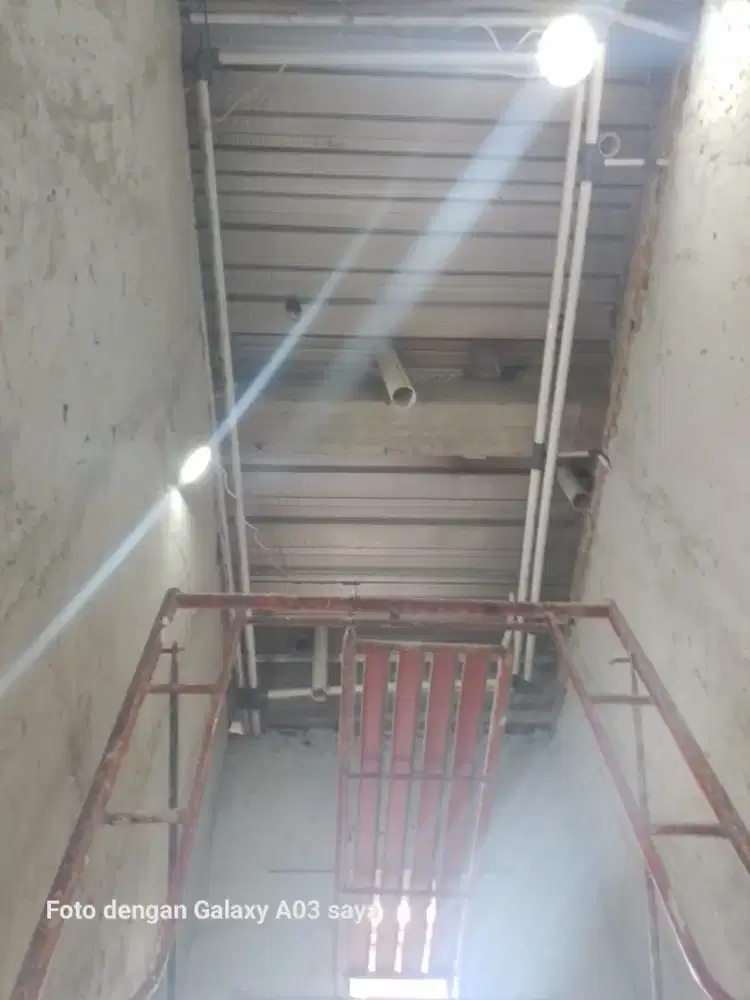 Perbaikan pemasangan pipa bocor