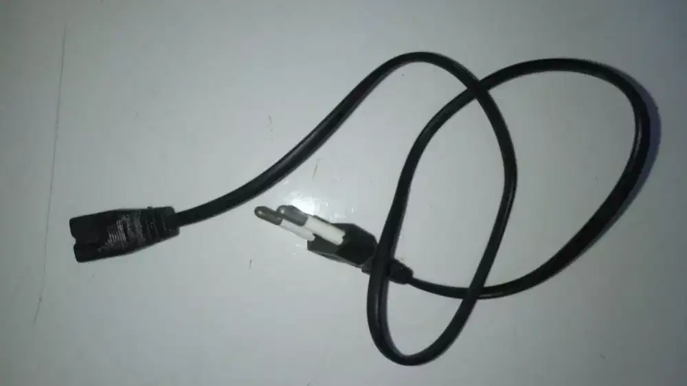 Kabel teko listrik plastik