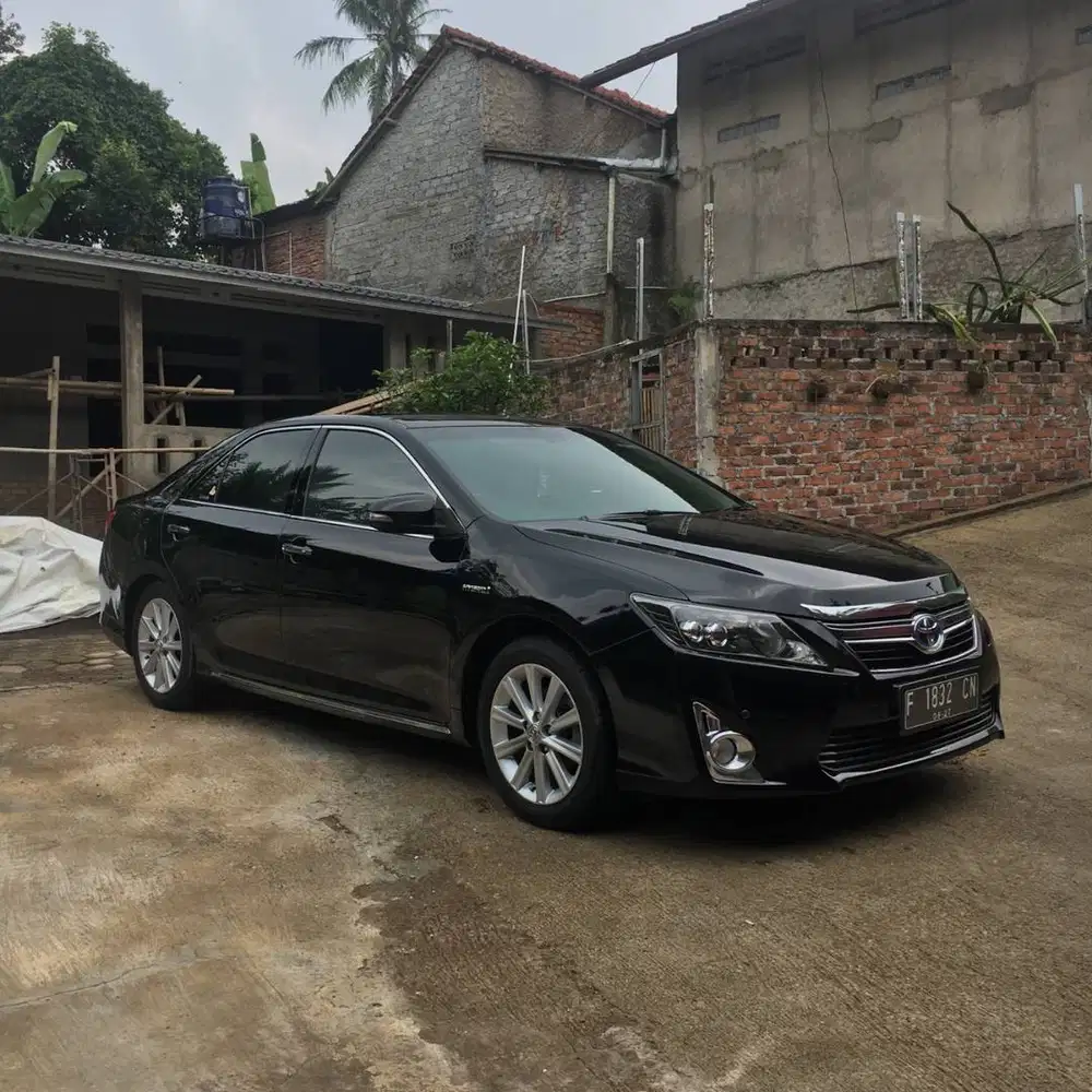 Camry Hybrid XV50 - Mobil Bekas - 914259062