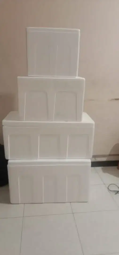 styrofoam    box