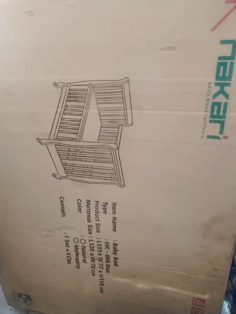 Tempat tidur bayi merk Babybelle dan Hakari