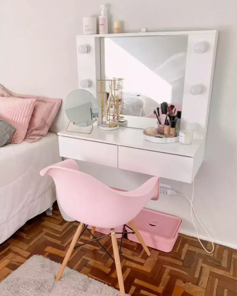 Meja Rias Dinding gantung* Sidoarjo