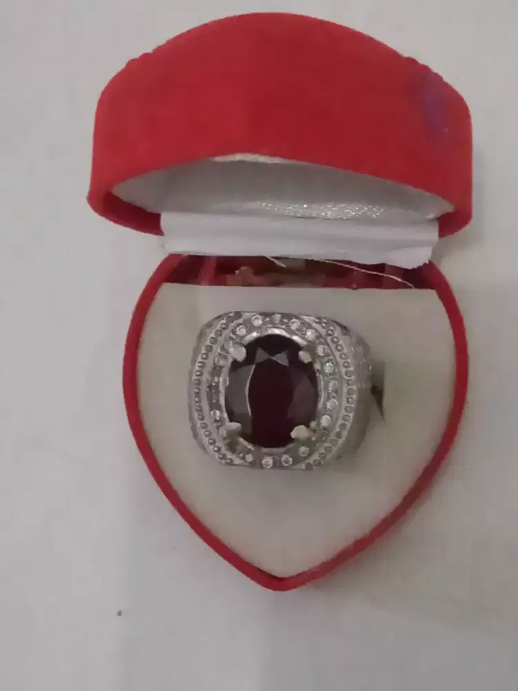Dijual batu permata garnet