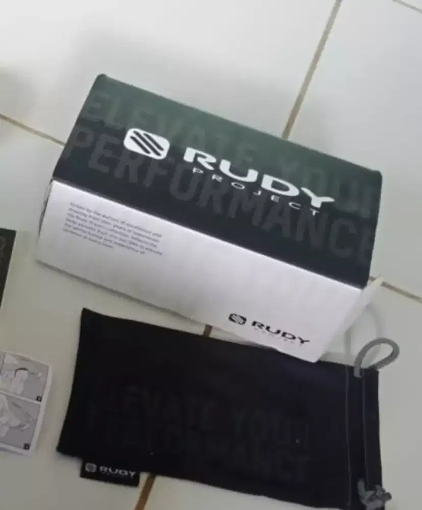 Kaca Mata Pria di Indonesia - OLX Murah Dengan Harga Terbaik - OLX.co.id