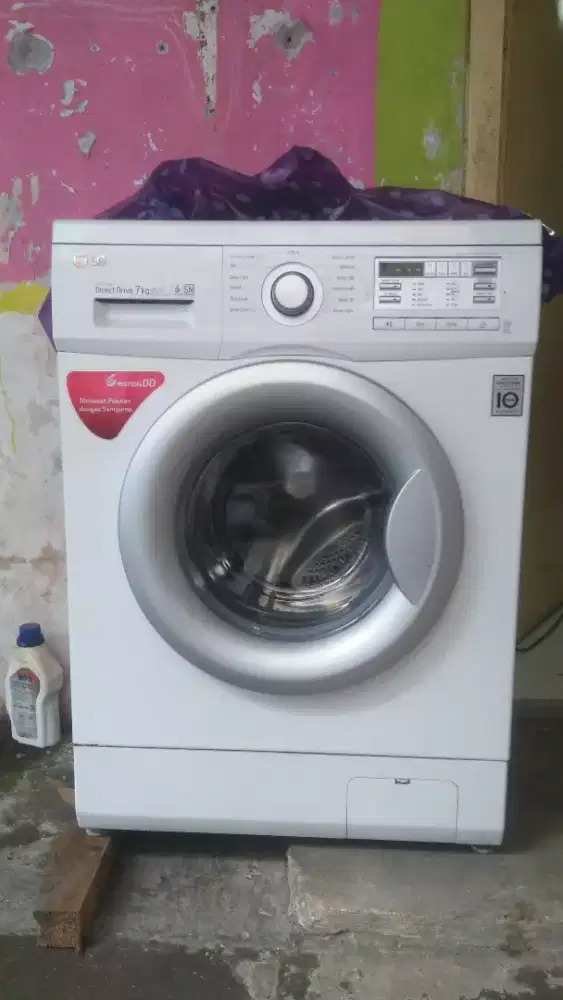 Cari mesin cuci rusak dll segala barang bekas rongsokan