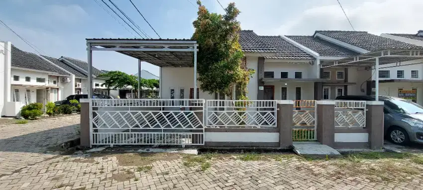 DIJUAL RUMAH POSISI HOOK SIAP HUNI TALANG KELAPA ALANG ALANG LEBAR