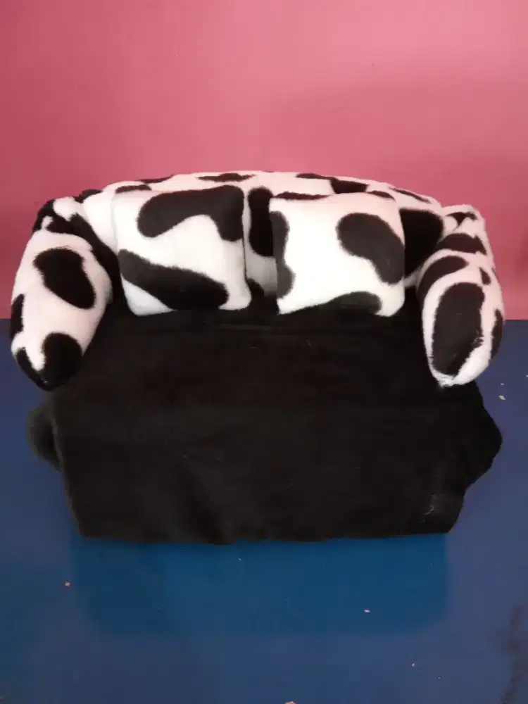 kotak tisu motif sapi
