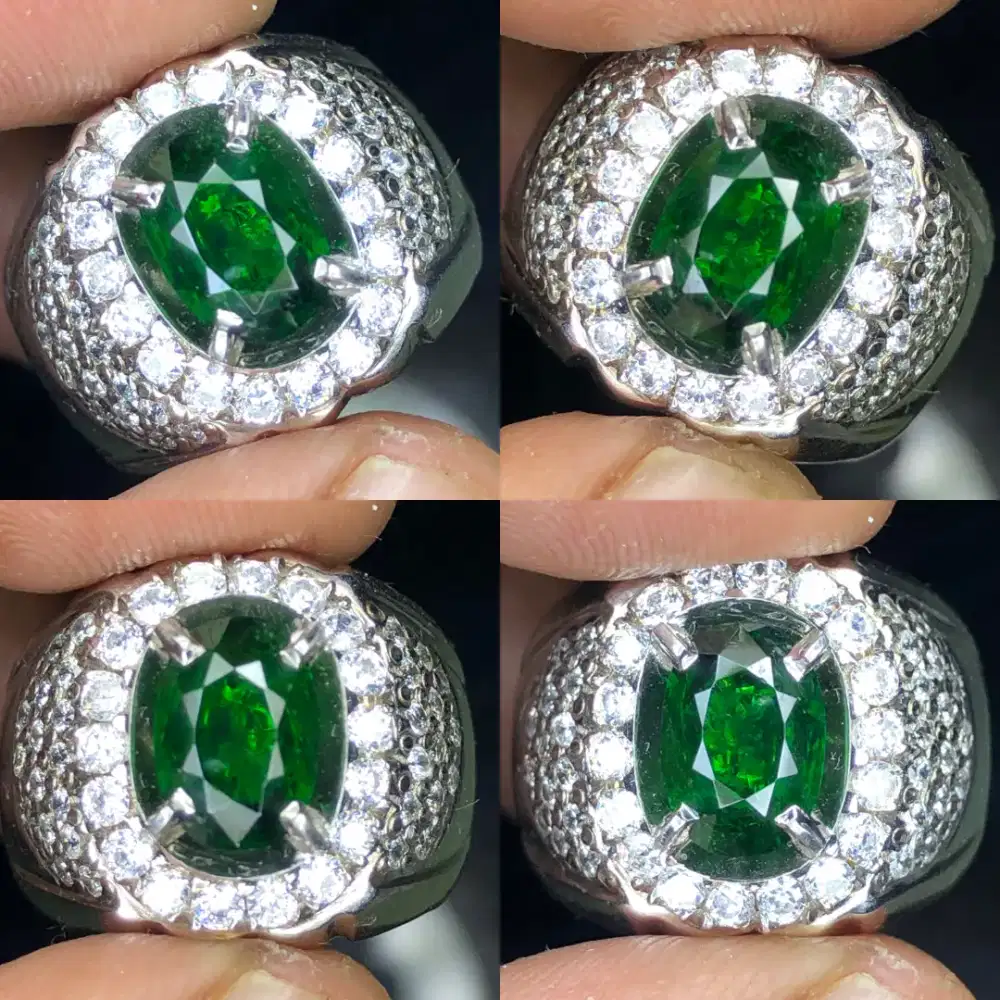 NATURAL VIVID GREEN TSAVORITE GARNET 1.97 CTS HQ