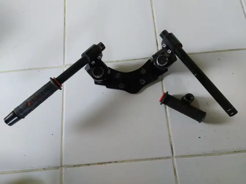 Stang jepit nui, pninggi stng jpit, hndgrip domino, bar end fast bikes