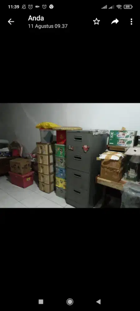 Filling cabinet besi empat laci