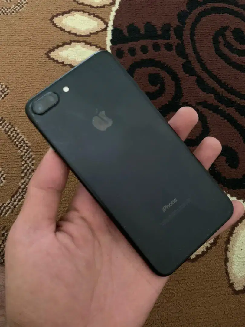 iPhone 7 Plus 128gb original lengkap