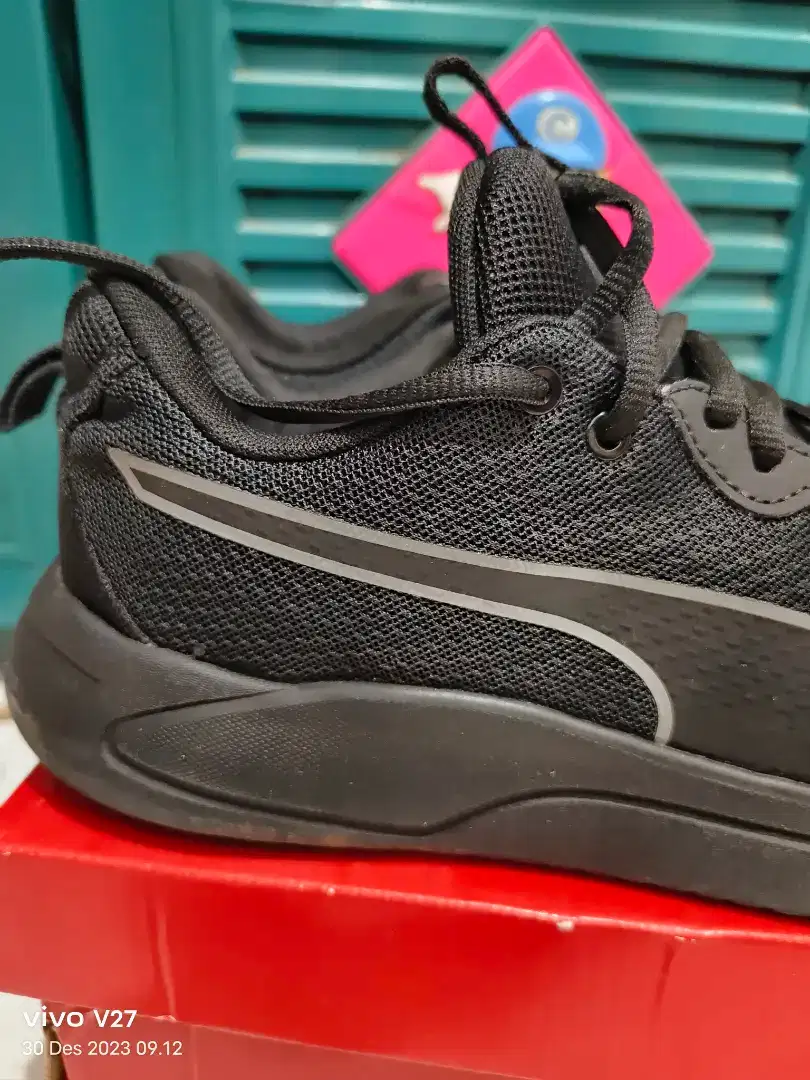 Sepatu PUMA Full Black 41