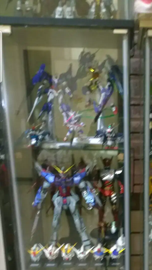 mainan robot gundam