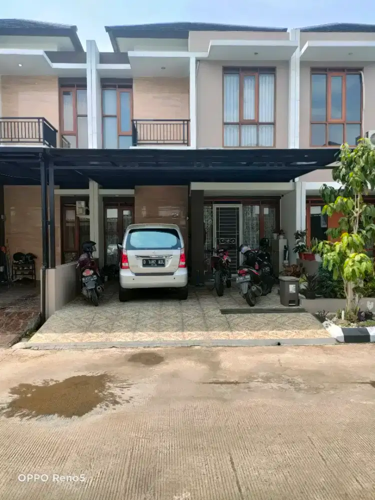 Dijual Rmh Cherryfield 2lt Dgn Semi Furnish