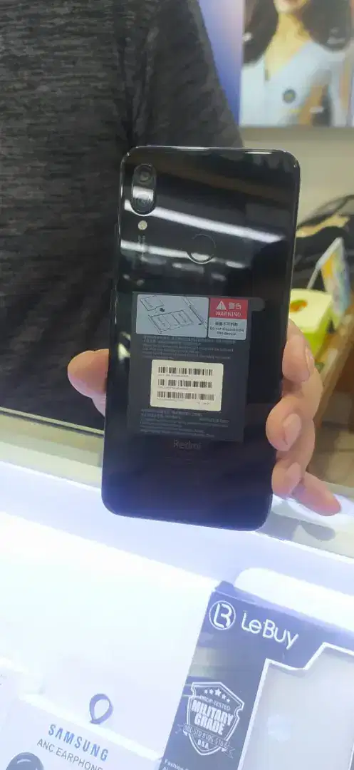 Xiaomi note 7 4/128 black bekas