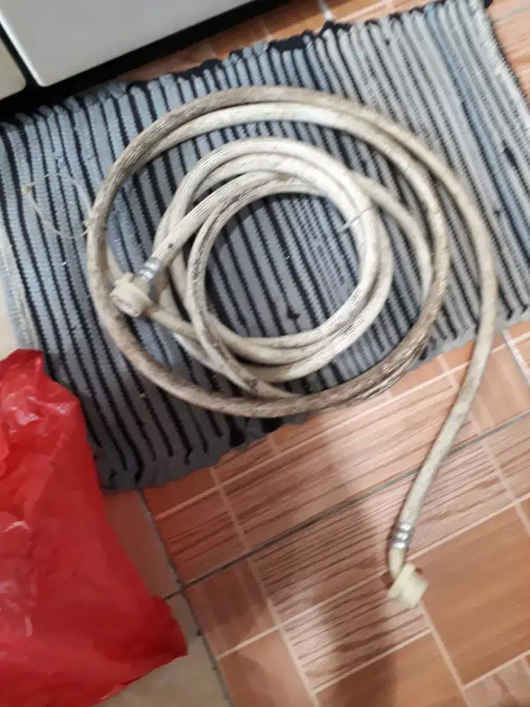 selang samsung...lokasi bsd serpong