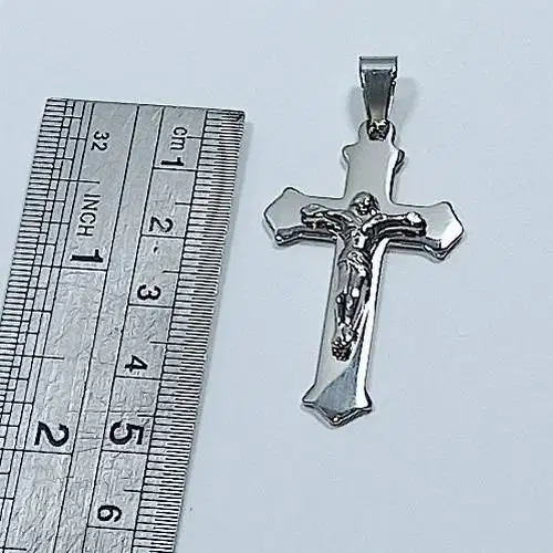 Liontin Kalung Salib Yesus Titanium Silver Cross Necklace New Model