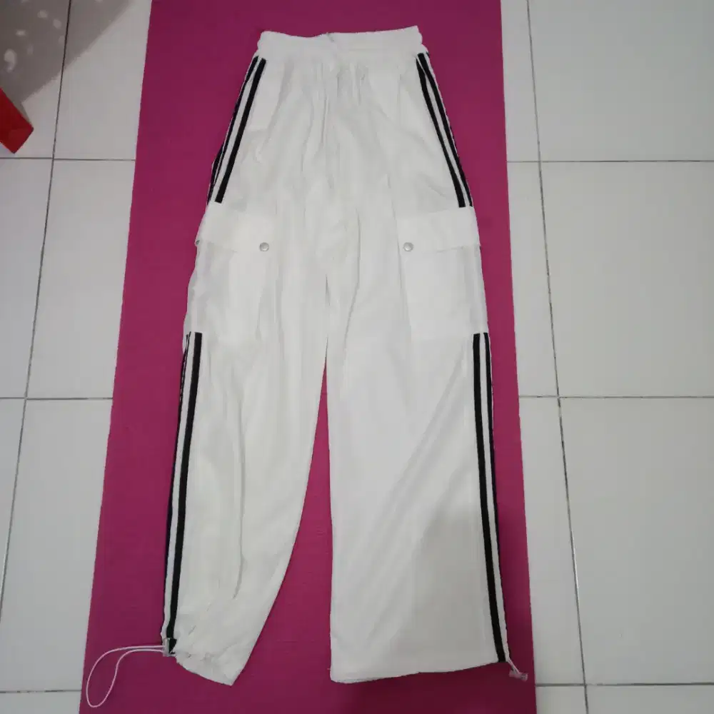 Celana cargo parasut