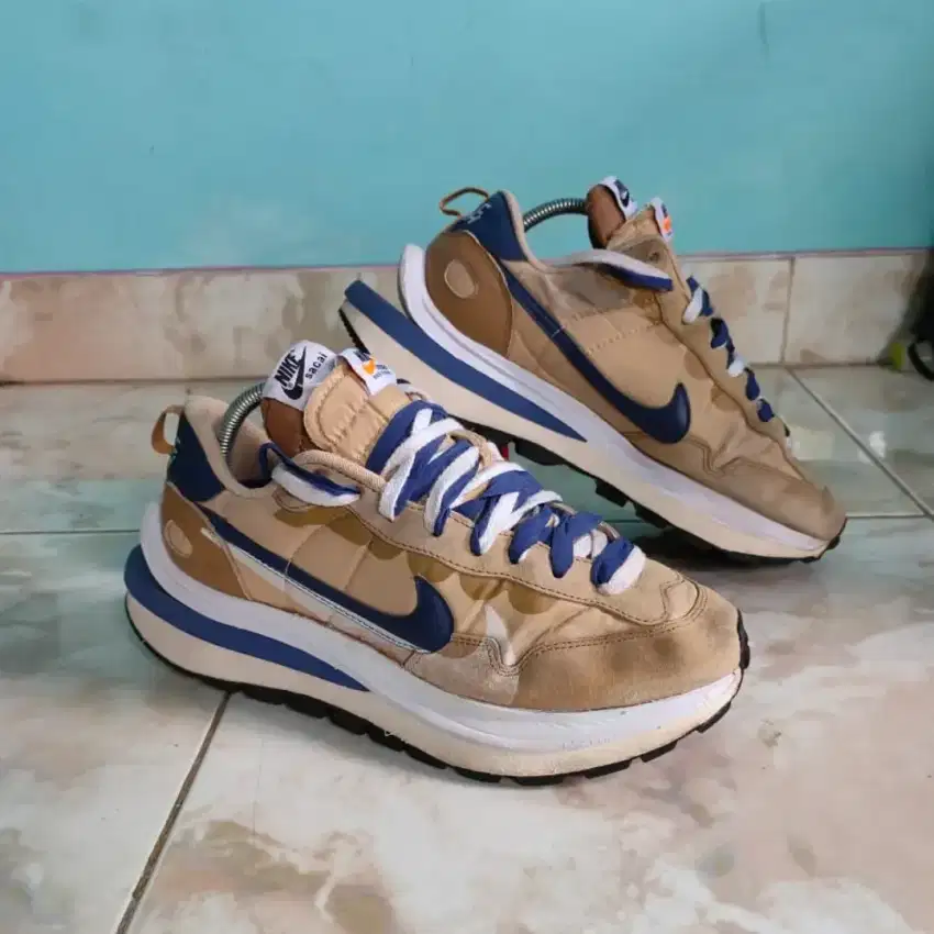 Sepatu Nike Sacai x VaporWaffle