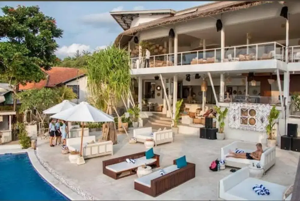 DI JUAL BEACH CLUB DI PANTAI BALANGAN PECATU , BALI