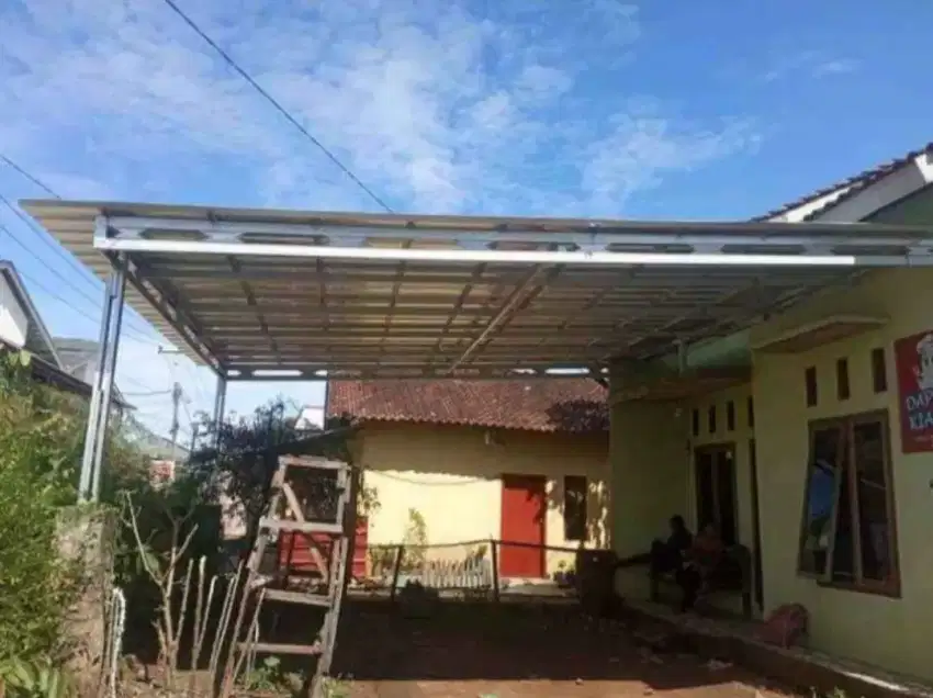 Kanopi baja ringan