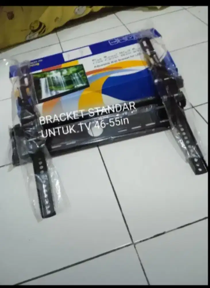BRACKET TV UNTUK UKURAN TV 46-56IN