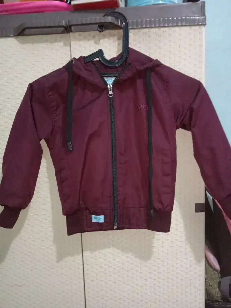 Jaket anak laki-laki