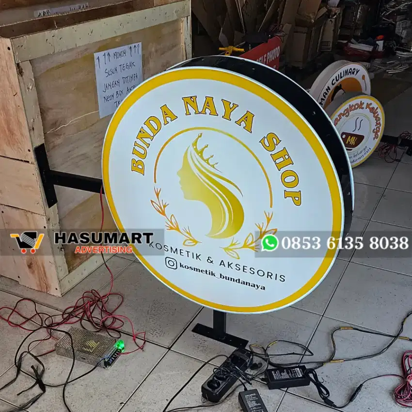 Neonbox Akrilik Bulat / Lampu Neon Box Banner Custom