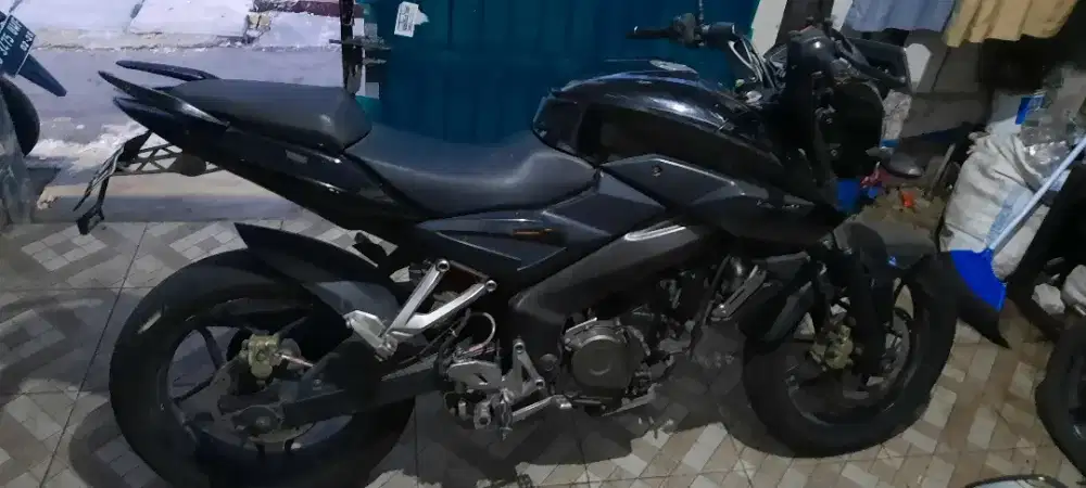 pulsar 200ns olx