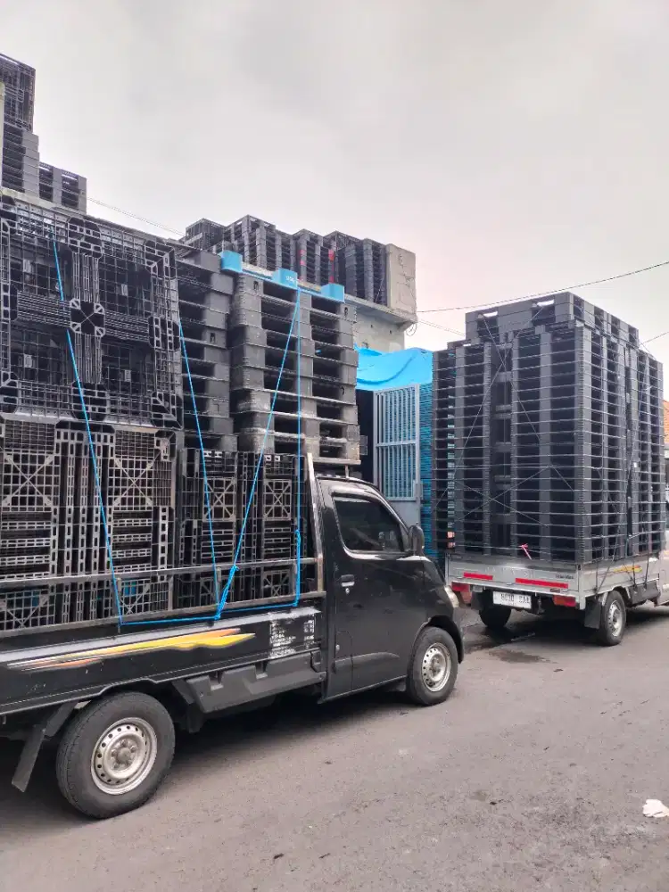 Pallet plastik bekas bagus