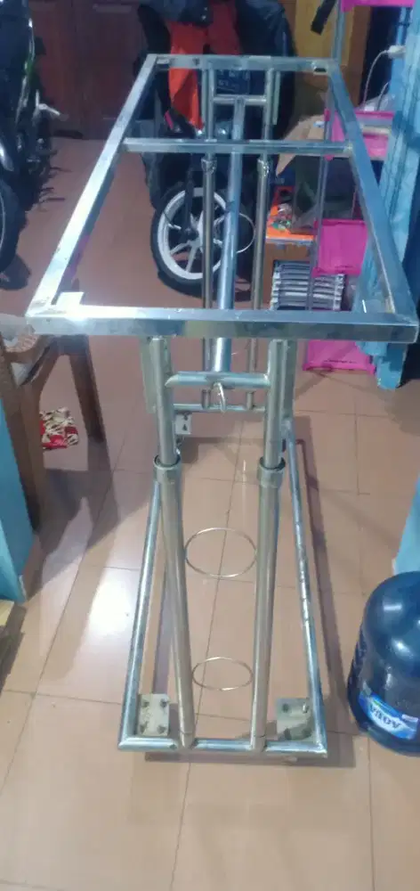 Gawangan baju roda - gawangan display toko baju