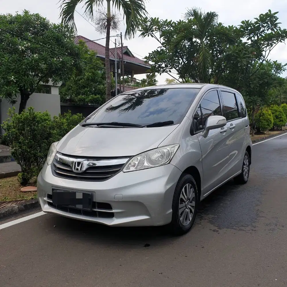 Freed mpv mobil123 dki penjual