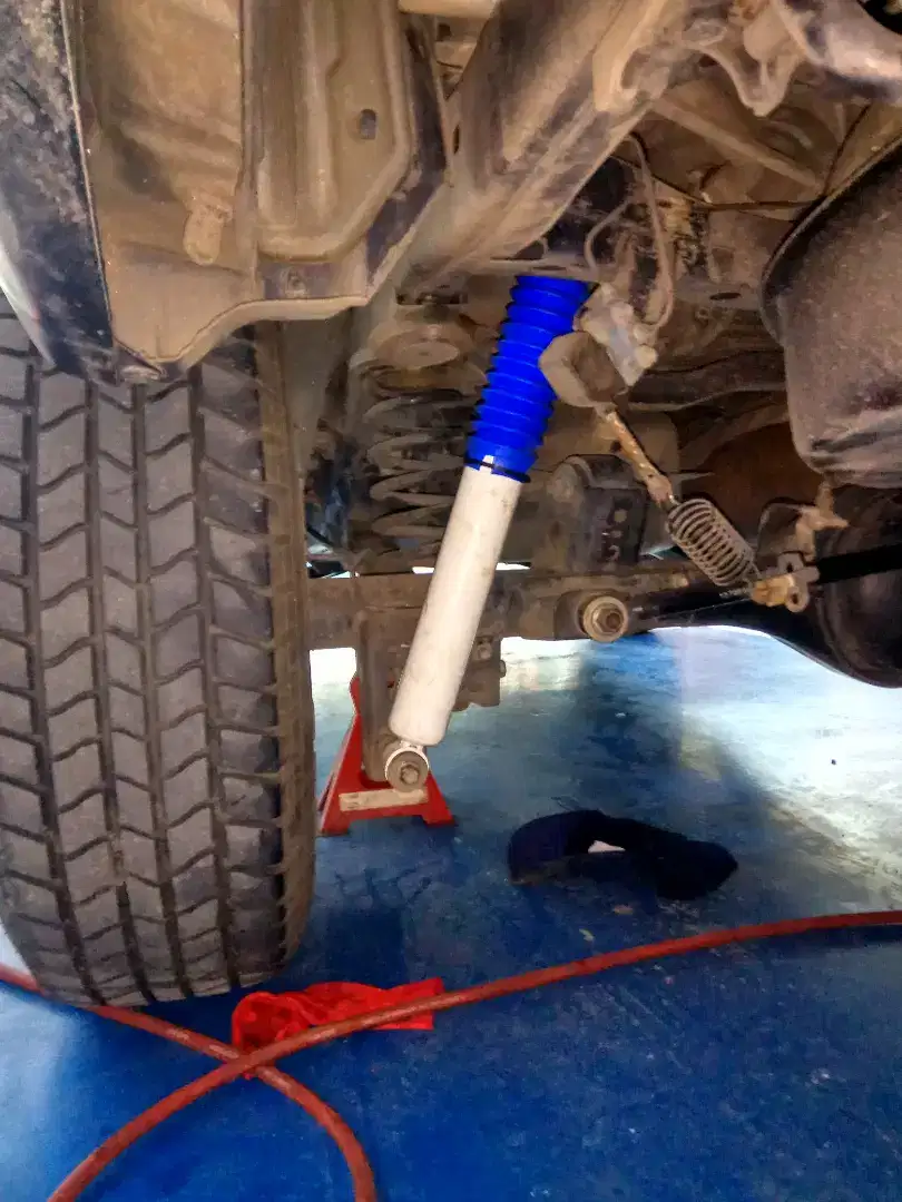 shock sok breker belakang fortuner amada xtreme original thailand 2nd