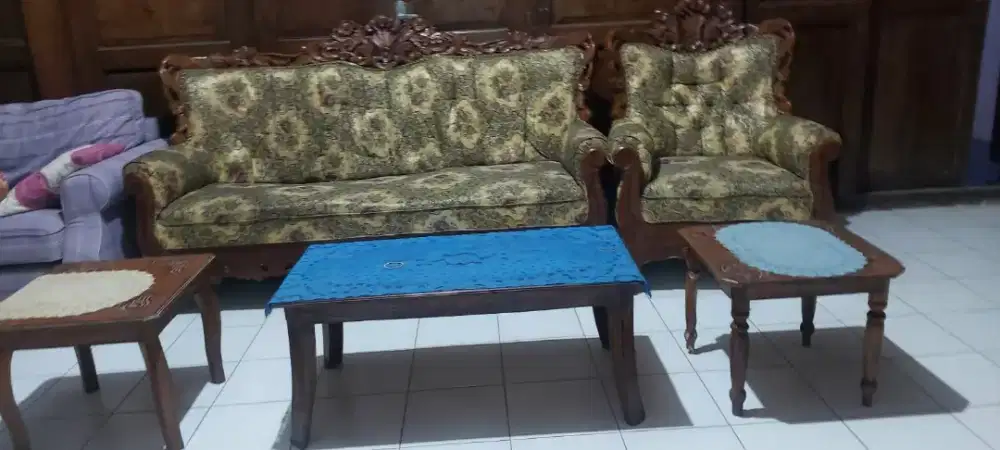 Kursi Sofa Besar