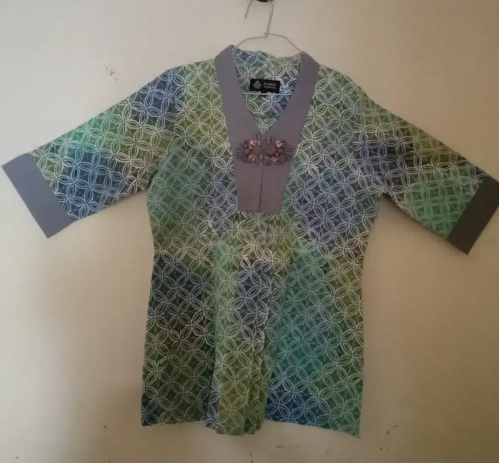 12 pcs Baju Atasan Batik