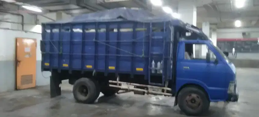 Menyewakan mobil truck double cdd untuk pindahan atau kirim barang