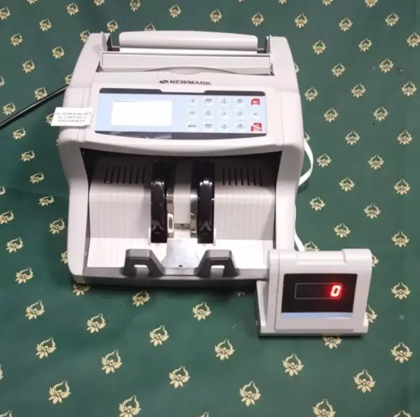 Mesin Penghitung Uang Newmark DMS 680 T