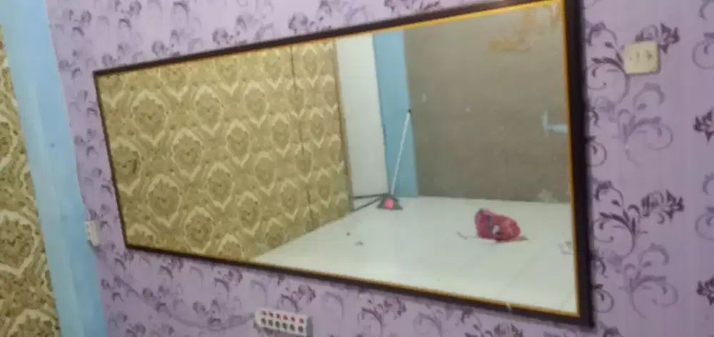 Dijual cepat cermin besar salon ukuran 100 x 250 mtr